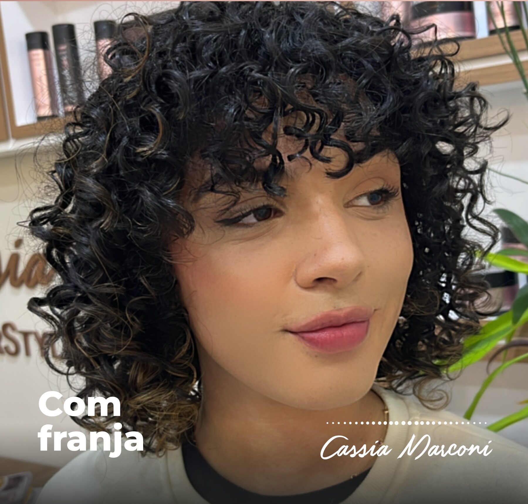 Corte de Cabelo Cacheado em Curitiba | Estúdio Cássia Marconi Corte de Cabelo Cacheado em Curitiba | Estúdio Cássia Marconi