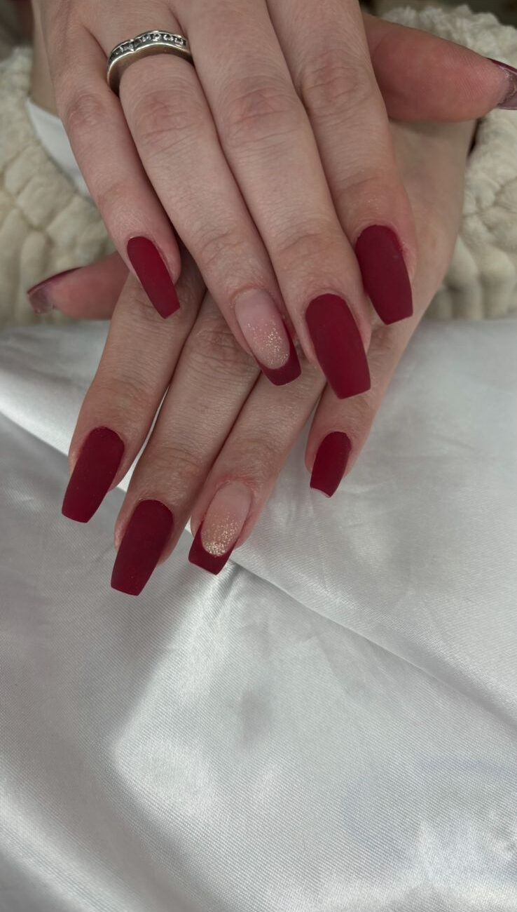 Manicure em Curitiba | Salão Cássia Marconi Manicure em Curitiba | Salão Cássia Marconi