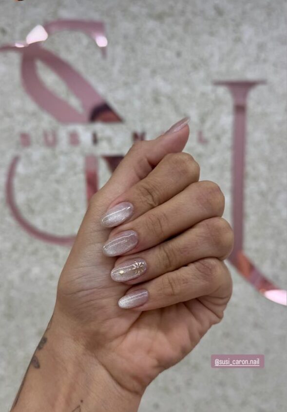 Manicure em Curitiba | Salão Cássia Marconi Manicure em Curitiba | Salão Cássia Marconi