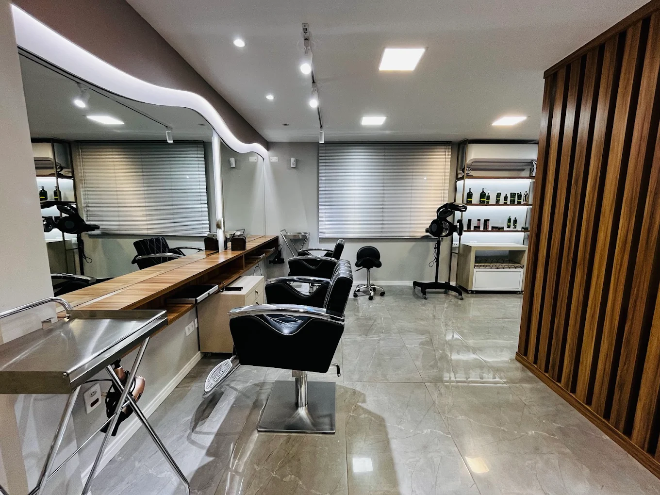 Salão de Beleza no Bacacheri Curitiba | Especialista em Cachos Salão de Beleza no Bacacheri Curitiba | Especialista em Cachos