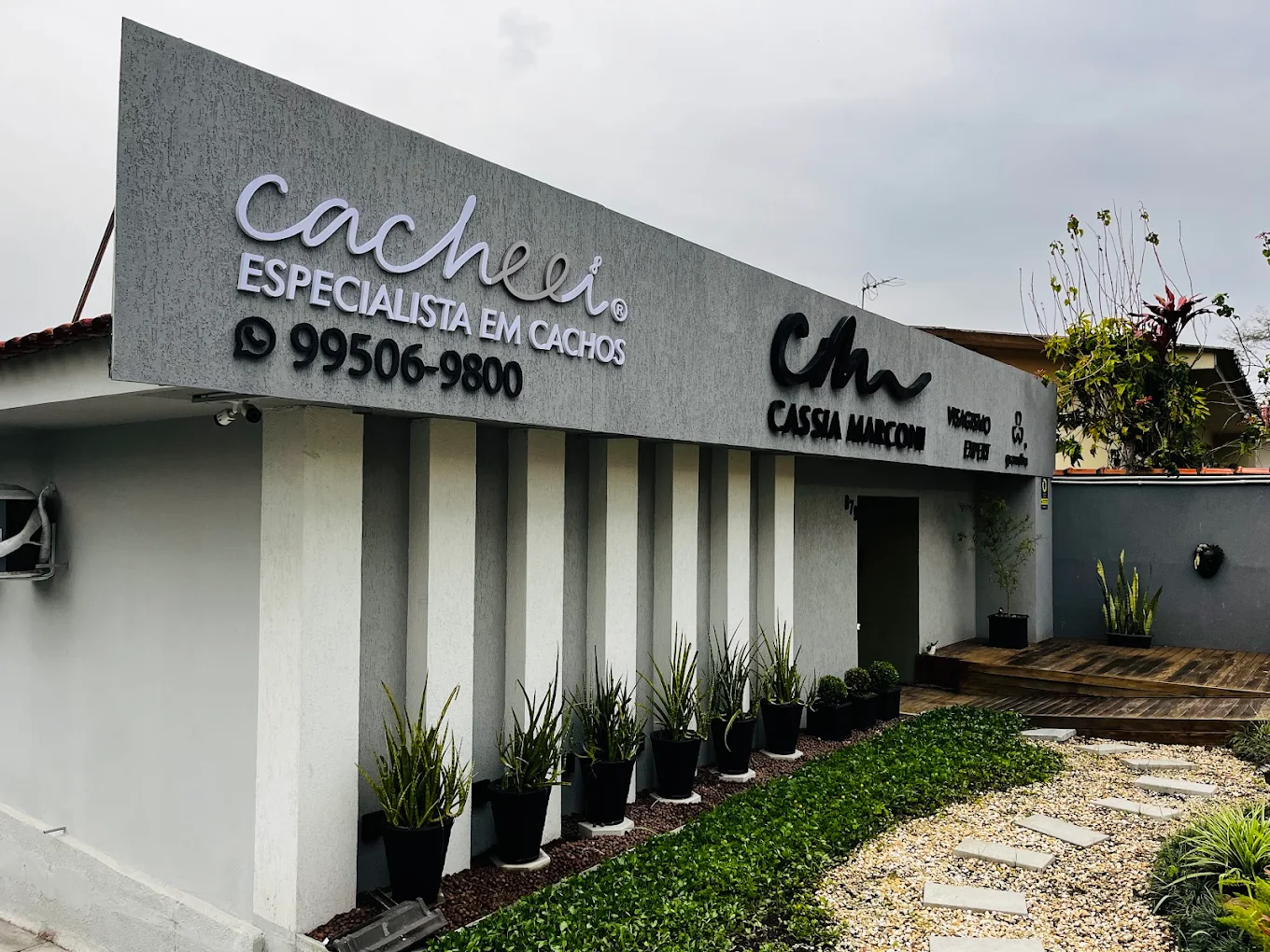 Salão de Beleza no Bacacheri Curitiba | Especialista em Cachos Salão de Beleza no Bacacheri Curitiba | Especialista em Cachos